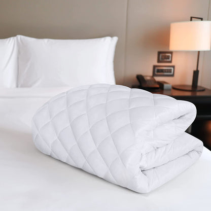 Quilted Fitted Mattress Pad – Twin, Full, Queen, King & California King Sizes, Elastic Deep Pocket Mattress Topper Protector & Cover Fits up to 16 Inches, Machine Washable