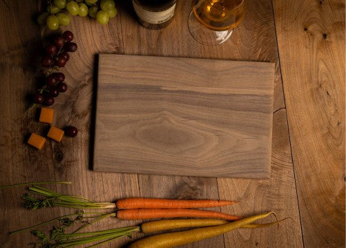 Personalized Cutting Board – Custom Engraved Names with Heart, Wedding & Anniversary Gift, Kitchen Decor