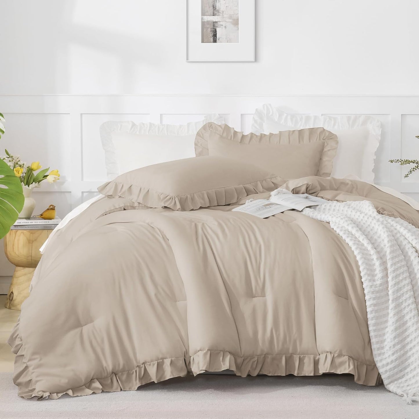 Vintage Ruffle Fringe Comforter | Decorative Bedroom Comforter | Soft Cozy Bedspread | Elegant Ruffled Bedding | Stylish Vintage Comforter