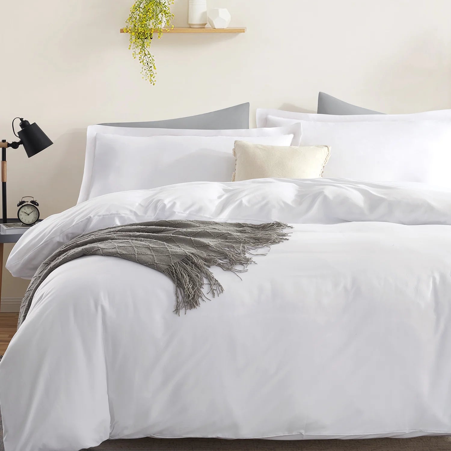 Luxury Duvet Cover Set | Soft Comfortable Bedding Set | 3-Piece Bed Linen Set | Premium Duvet Covers | Stylish Home Bedding Set